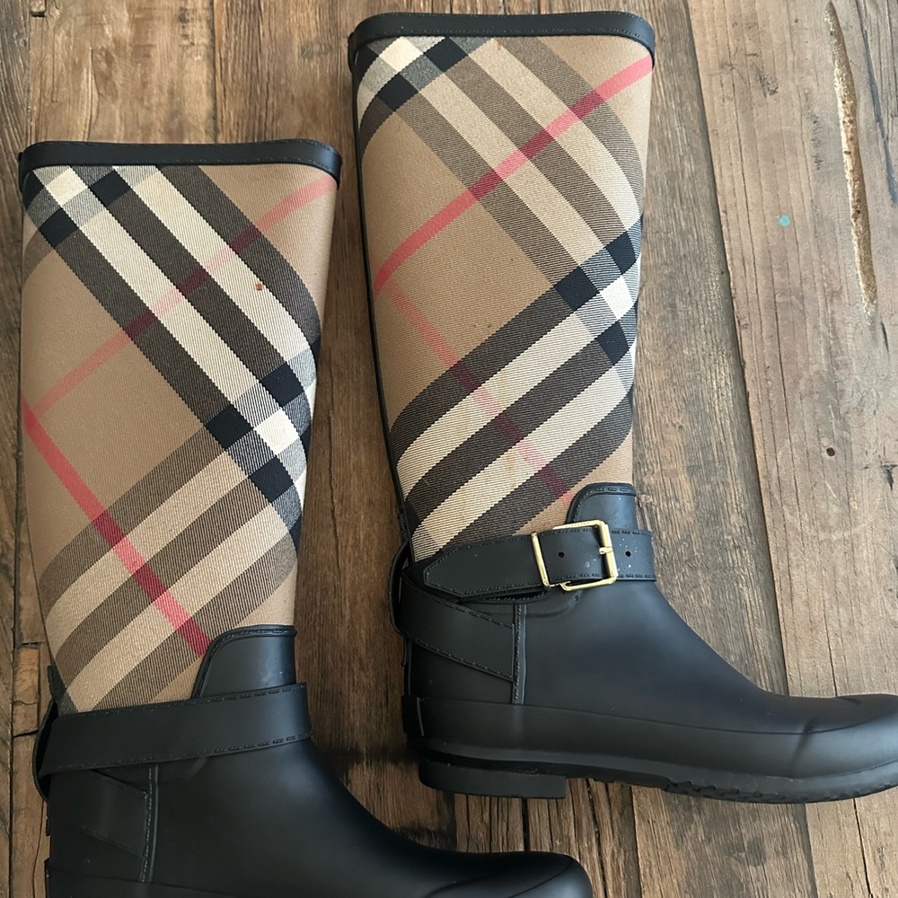 Burberry Beige and Black Plaid Boots